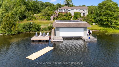 288 King'S Farm Rd, Port Severn, ON, L0K1S0 | Card Image