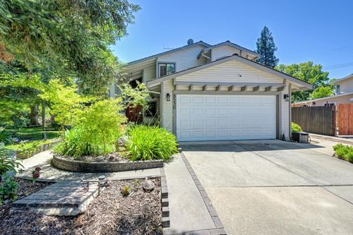 8530 Oak Harbour Ct, Fair Oaks, CA, 95628-2971 | Card Image