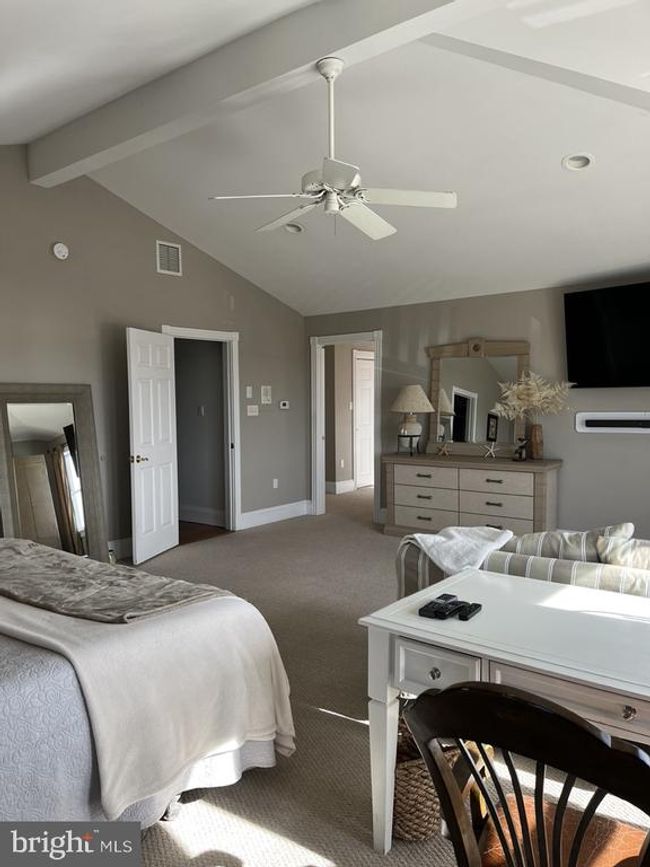 411 N 3 Rd St, House other with 6 bedrooms, 4 bathrooms and null parking in Surf City NJ | Image 9