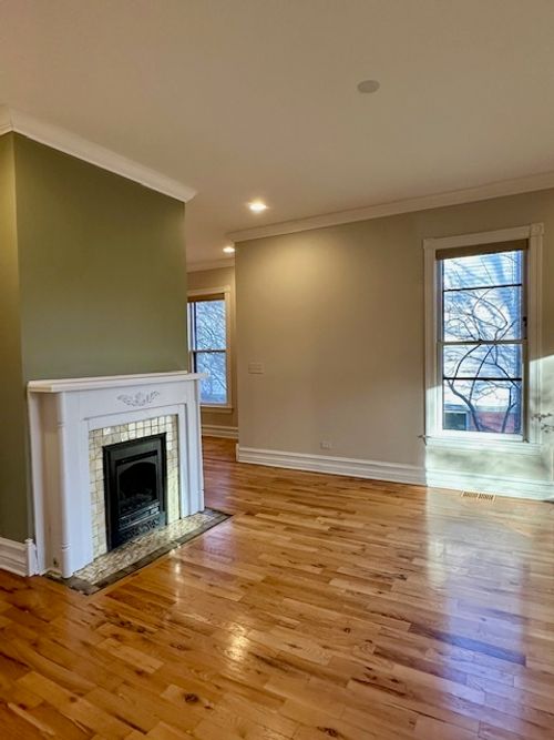 1-1307 Washington St, Evanston, IL, 60202-1623 | Card Image