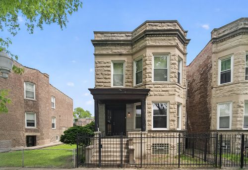 6525 S Vernon Ave, Chicago, IL, 60637-3213 | Card Image