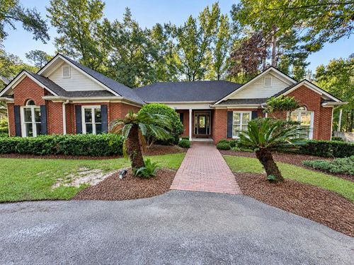 741 Lake Laurie Dr, Valdosta, GA, 31605-6421 | Card Image