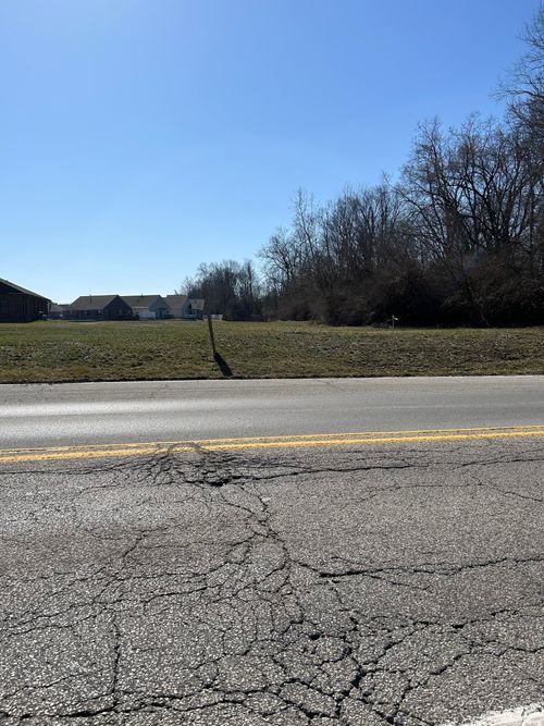 1260 Lincoln Park Blvd, Greenwood, IN, 46142-8830 | Card Image