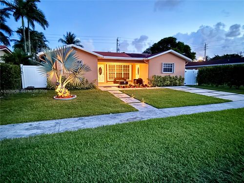 206 Se 3rd Pl, Dania Beach, FL, 33004-4127 | Card Image