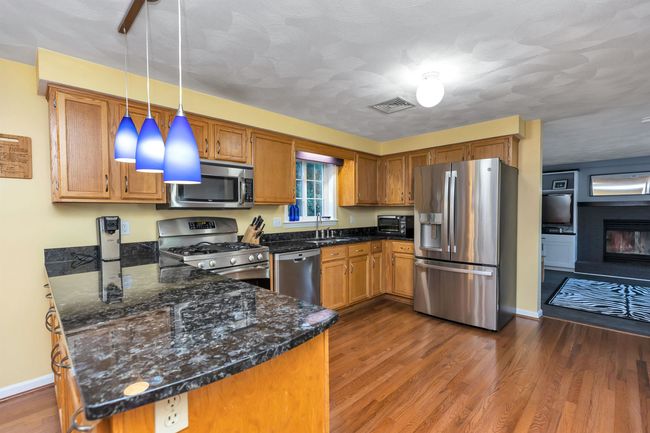 19 Scotchpine Ln, House other with 4 bedrooms, 3 bathrooms and null parking in Merrimack NH | Image 12