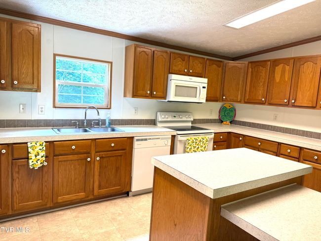 1761 Corby Bridge Rd, House other with 4 bedrooms, 2 bathrooms and null parking in Chuckey TN | Image 13