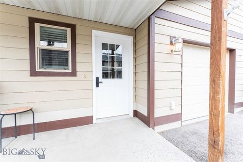 apt-m-1010 Cruiser Ln, Belgrade, MT, 59714-8596 | Card Image