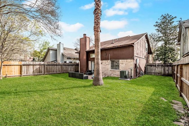 16619 Capewood Dr, House other with 2 bedrooms, 2 bathrooms and 2 parking in Humble TX | Image 18