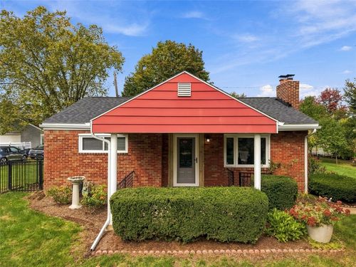 610 Thorn St, Sewickley, PA, 15143-1828 | Card Image