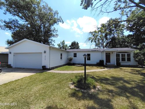 3113 Sandlewood Dr, Defiance, OH, 43512-9664 | Card Image