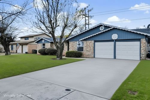 4512 Fair Park Blvd, Fort Worth, TX, 76115-3632 | Card Image