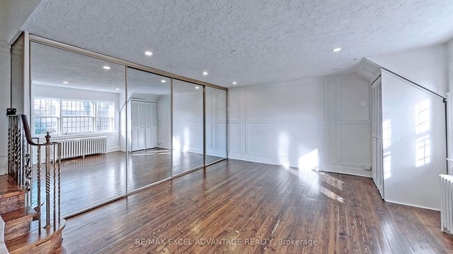 2 Sandringham Dr, House other with 4 bedrooms, 3 bathrooms and 6 parking in North York ON | Image 24