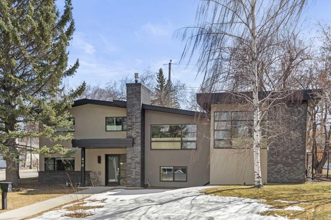 414 Wildwood Drive Sw, Home with 5 bedrooms, 2 bathrooms and 2 parking in Calgary AB | Image 35