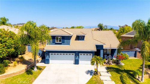 35592 Country Park Dr, Wildomar, CA, 92595 | Card Image