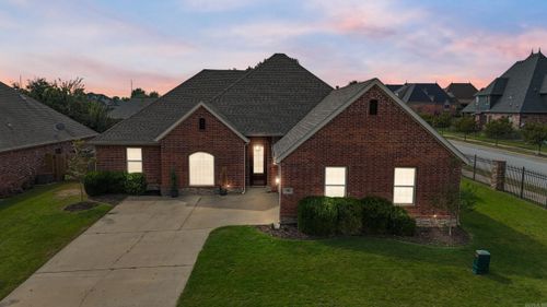 700 Sw Sterling Pl, Bentonville, AR, 72712-7773 | Card Image