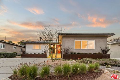 6372 W 80th St, Westchester, CA, 90045-1445 | Card Image