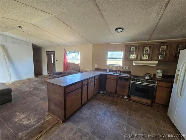 2003 Bristow Point Rd, House other with 2 bedrooms, 2 bathrooms and null parking in McAlester OK | Image 13