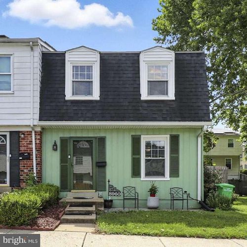 8960 Continental Pl, LANDOVER, MD, 20785-4730 | Card Image