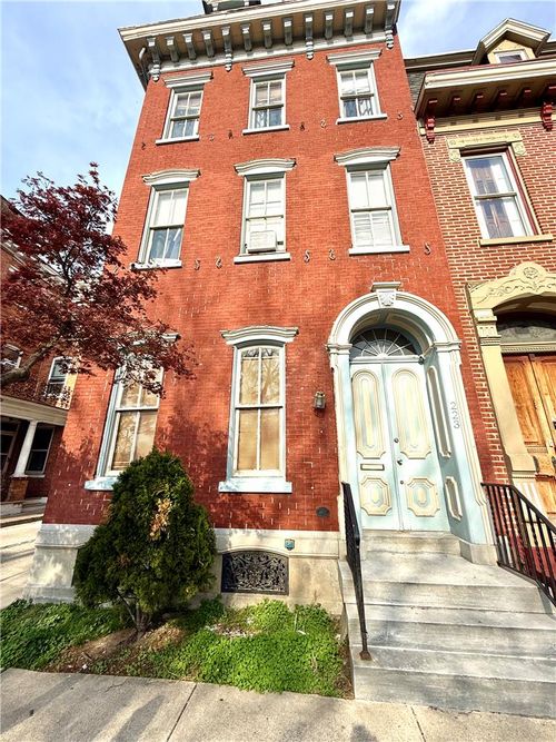 223 N 8th St, Allentown, PA, 18102-4012 | Card Image