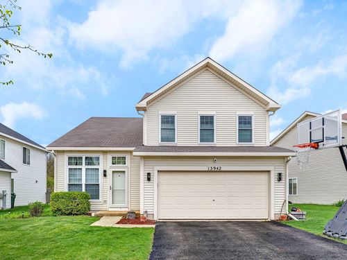 13942 Isle Royal Cir, Plainfield, IL, 60544-6976 | Card Image