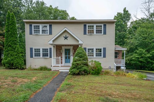 58 Pine St, Hooksett, NH, 03106-1302 | Card Image