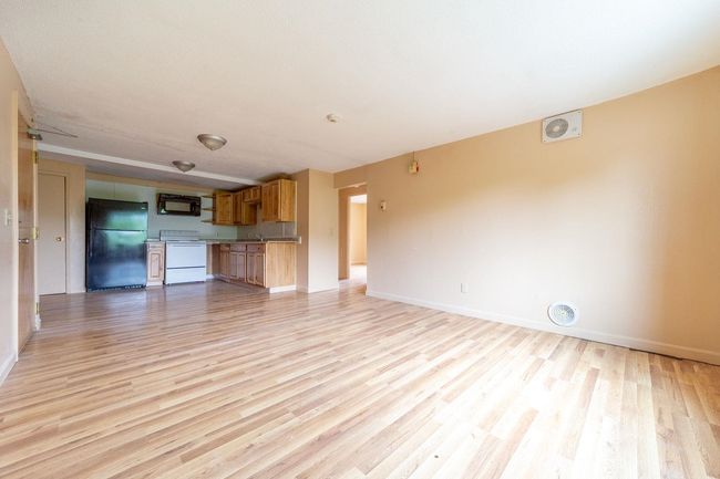 APT-4 - 30 Beech St, Condo with 2 bedrooms, 1 bathrooms and null parking in Bristol NH | Image 9