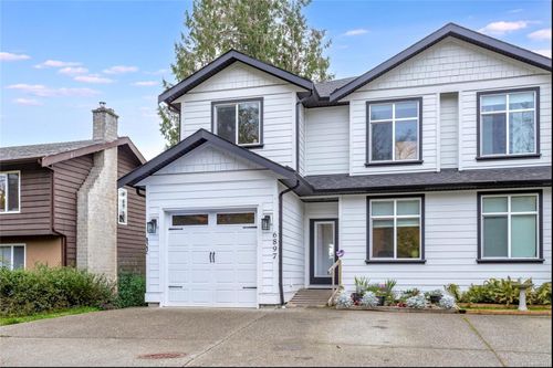 6897 Beaton Rd, Sooke, BC, V9Z0M3 | Card Image