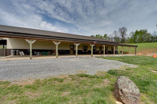 180 Mecca Pike, Tellico Plains, TN, 37385 | Card Image