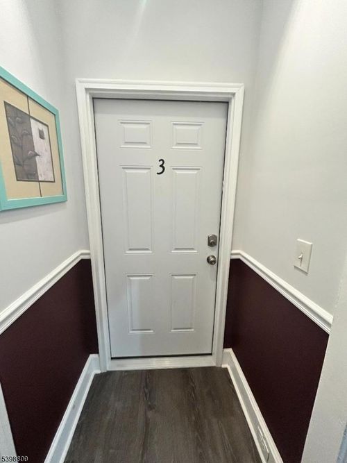 unit-3-142 Mapes Ave, Newark, NJ, 07112-2018 | Card Image