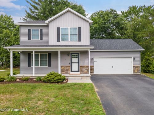 5 Heather Ln, Corinth, NY, 12822-1717 | Card Image
