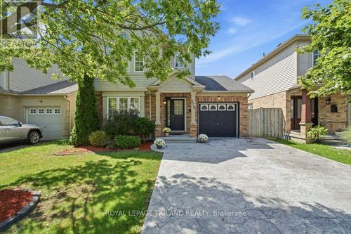 270 S Leaksdale Cir, London, ON, N6M1K3 | Card Image