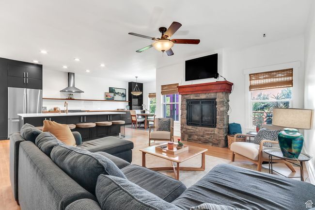 Main level living room | Image 17