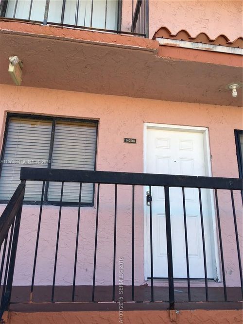apt-14208-2162 W 60th St, Hialeah, FL, 33016-2640 | Card Image