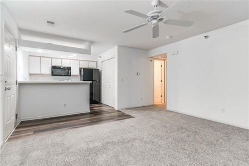 6856 N Olive St, Gladstone, MO, 64118-2893 | Card Image