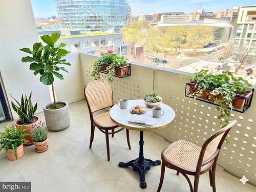 apt-w602-490 M St Sw, WASHINGTON, DC, 20024-2628 | Card Image