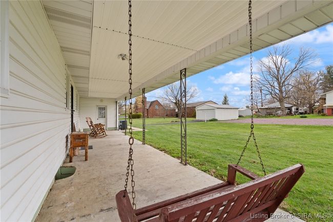 490 Morris Ave, Home with 3 bedrooms, 1 bathrooms and null parking in Corydon IN | Image 34