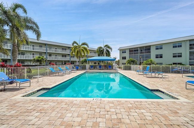 APT-1516 - 9880 Marina Blvd, Condo with 2 bedrooms, 2 bathrooms and null parking in Boca Raton FL | Image 25
