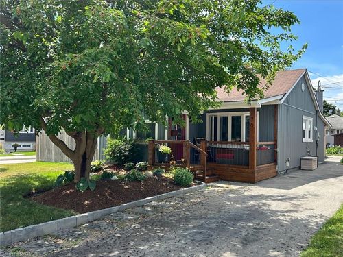 a-170 Oakwood Ave, Cambridge, ON, N3H4J2 | Card Image