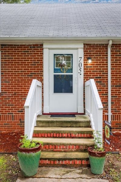 705 Terrace Avenue, House other with 5 bedrooms, 2 bathrooms and null parking in Hopewell VA | Image 3