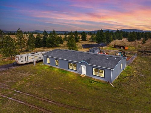 14912 N Dover Rd, Nine Mile Falls, WA, 99026-8703 | Card Image