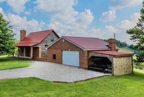 299 Luke Ln, Wheeling, WV, 26003-8265 | Card Image