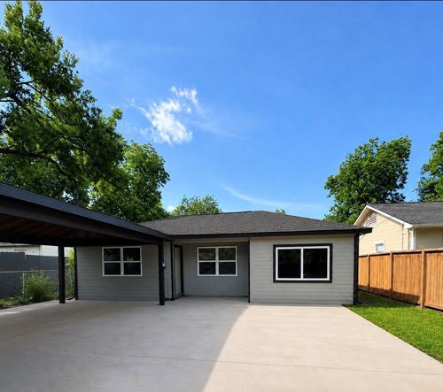 244 Deerfield St, Houston, TX, 77022-6104 | Card Image