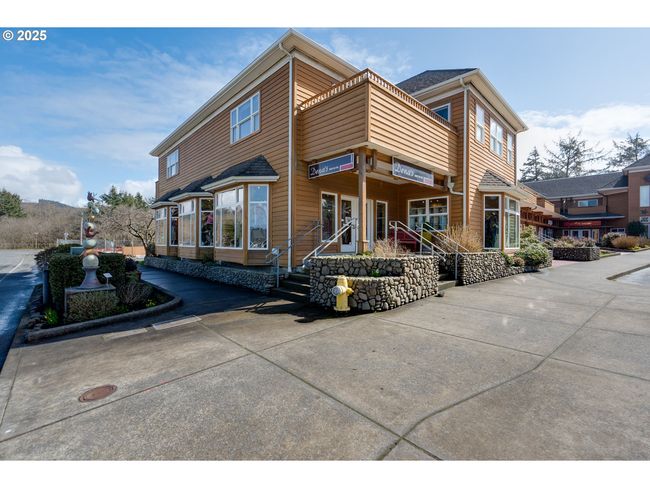 APT-201 - 123 S Hemlock St, Condo with 3 bedrooms, 2 bathrooms and null parking in Cannon Beach OR | Image 7