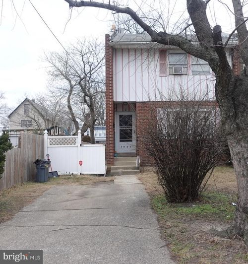 1022 N 20th St, CAMDEN, NJ, 08105-3754 | Card Image