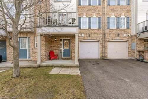 71-71 - Garth Massey Dr, Cambridge, ON, N1T2G8 | Card Image