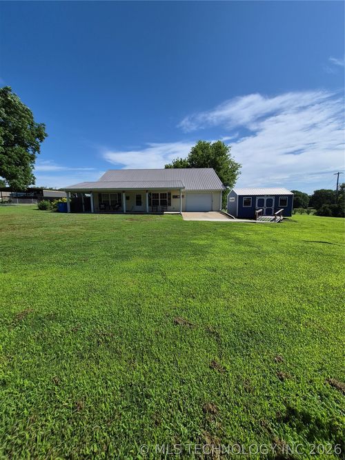 911 W Creek Ave, Checotah, OK, 74426-1223 | Card Image