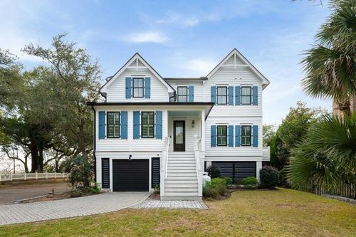 200 Queen St, Mount Pleasant, SC, 29464-4741 | Card Image