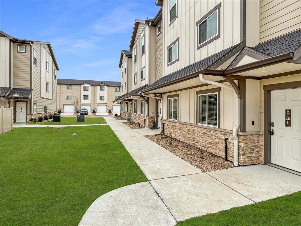 Residential Income in Cypress 3