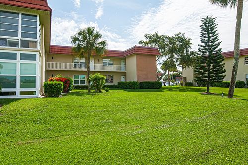 201-78 Royal Oak Dr, VERO BEACH, FL, 32962-3765 | Card Image