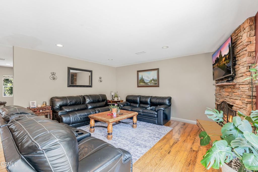 Residential in Thousand Oaks 3
